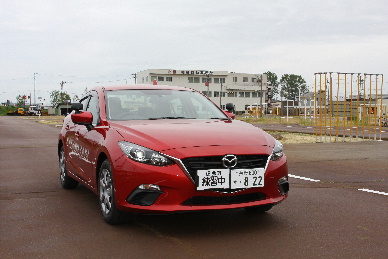 日本初 マツダ新型アクセラ教習車納車 柏崎自動車学校 日本初 マツダ新型アクセラ教習車納車 柏崎自動車学校